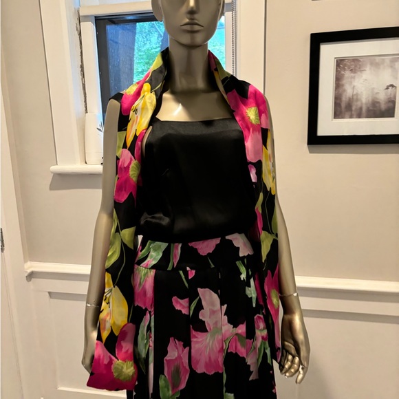 Carmen Marc Valvo 100% Silk Elegant Layered Flowy Black Top Floral Skirt 8 30” - Picture 14 of 16